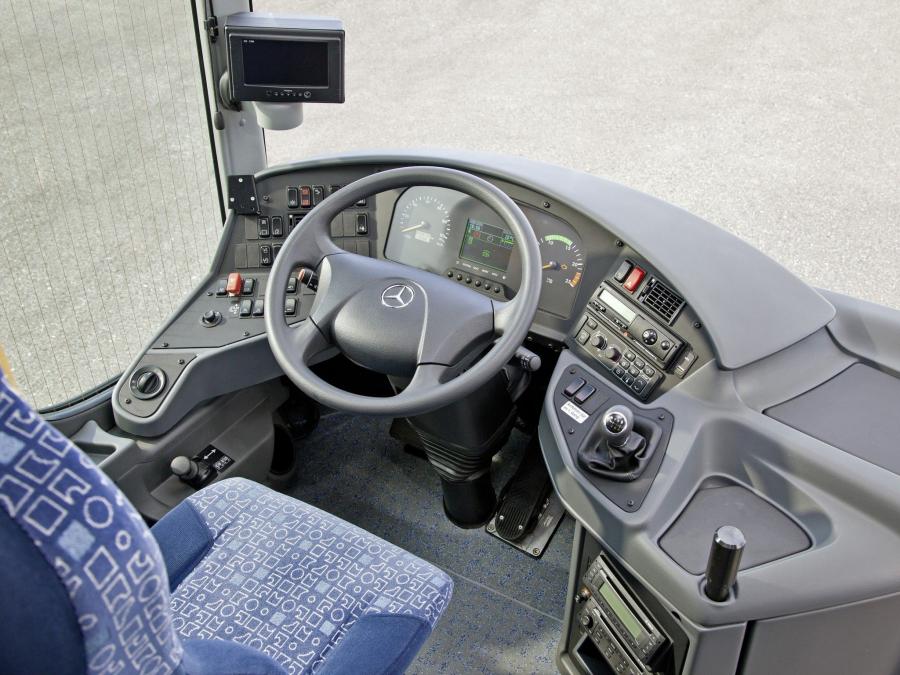  Mercedes-Benz Tourismo 16 RHD 2007 года  (фото 3 из 14)